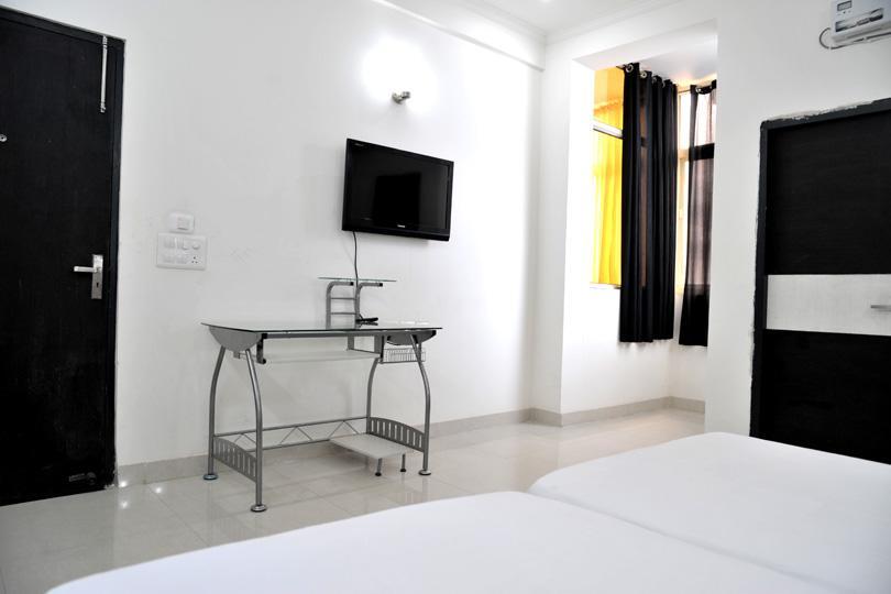 Aura Suites Ґурґаон Екстер'єр фото